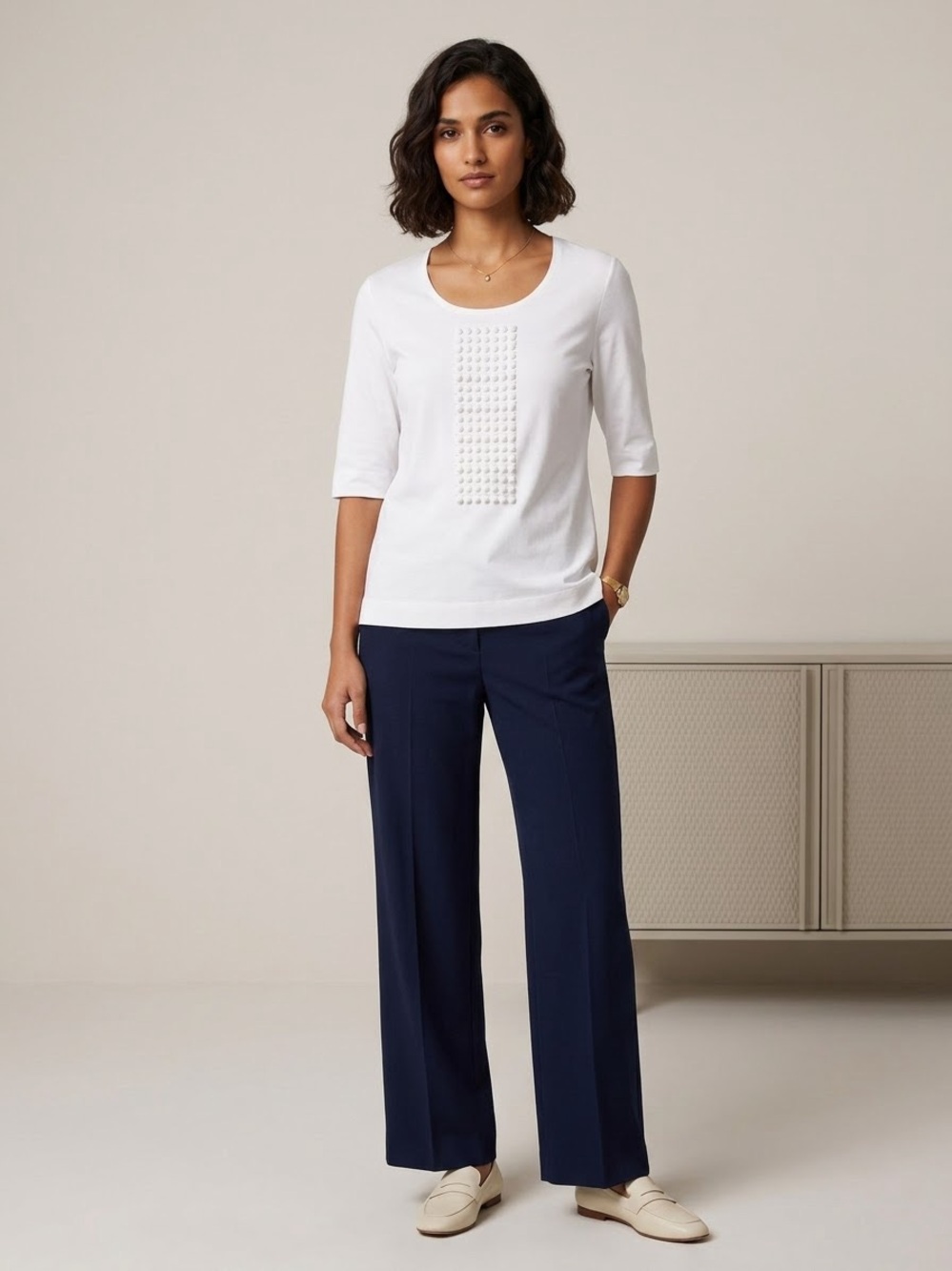 AKRIS punto White Embellished 95% Cotton 5% Elastane Top (US 12) MSRP: $750